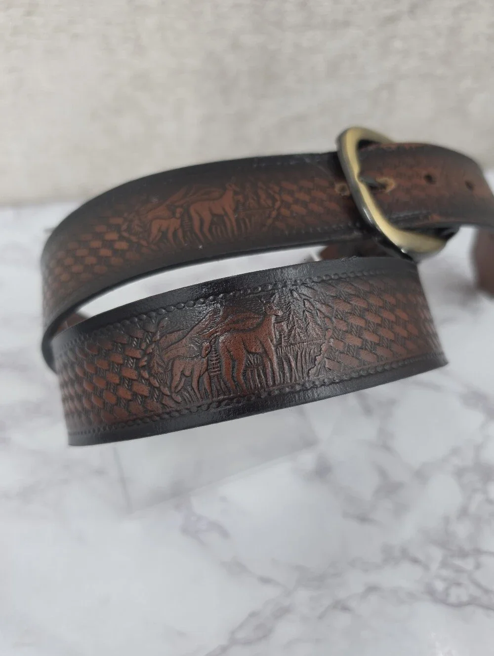 Vintage Deer Embossed Leather Men’s Belt - Brown Black